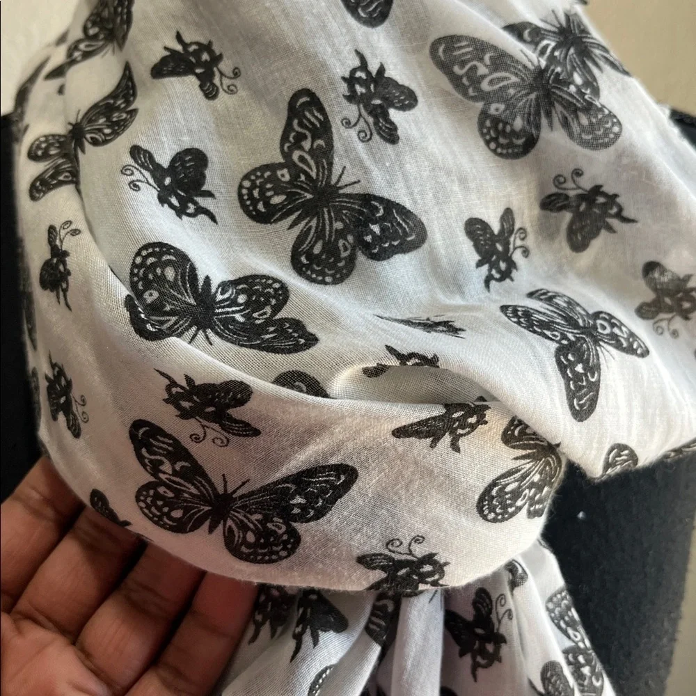 Steve Madden Womens Black White Butterfly Print Scarf Chic Lightweight 79”x32”